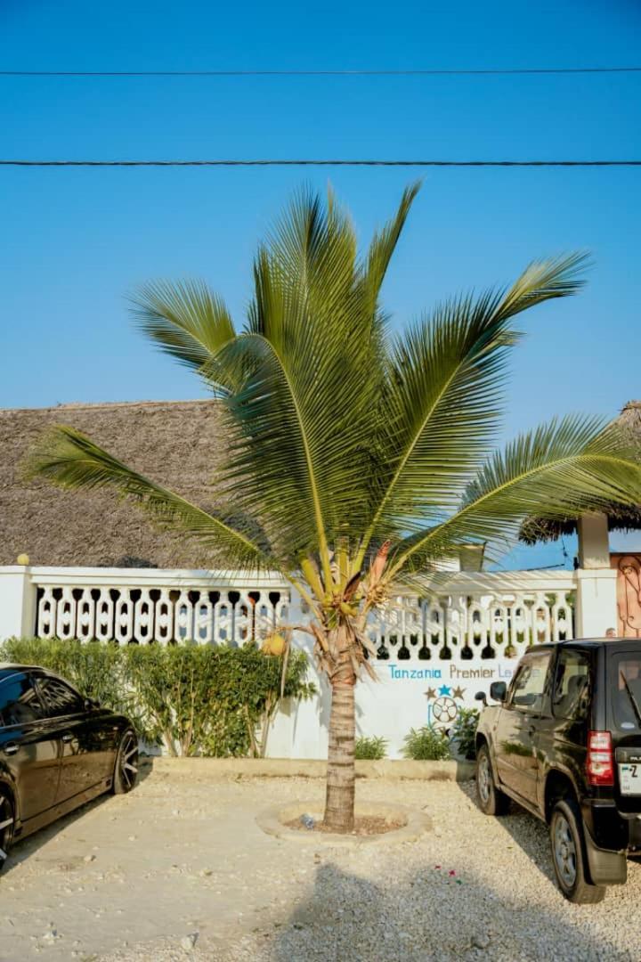 Serenity Boutique Hotel, Tanzania Unforgettable جامبياني المظهر الخارجي الصورة