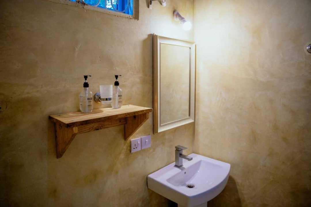 Serenity Boutique Hotel, Tanzania Unforgettable جامبياني المظهر الخارجي الصورة